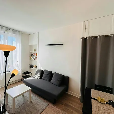 La Ruinart Centre-ville Apartment